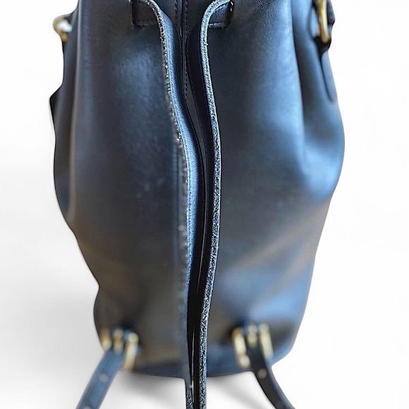 VINTAGE COACH Black Leather Sling Knapsack Backpack COMES WITH: COA, Dust Bag - Picture 7 of 13